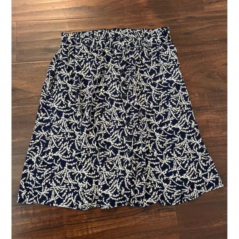 90s Style Eddie Bauer Size M Blue Button Rayon Short Skirt